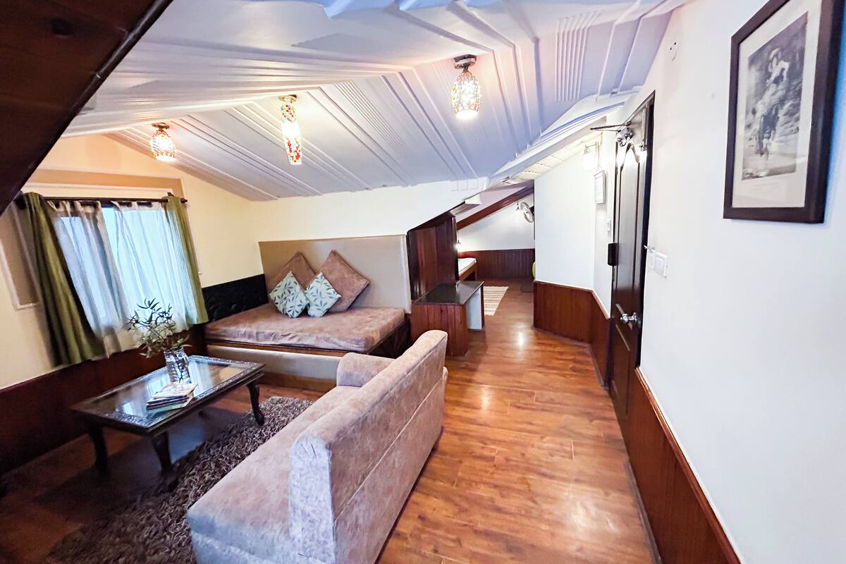 penthouse | 1 bedroom, in-room safe, blackout curtains, iron/ironing board