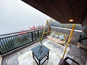 Penthouse | Caja de seguridad en la habitación y cortinas blackout 