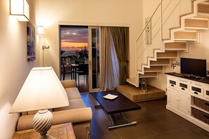 Junior Suite, Sea View | Living area | LCD TV - Tenuta del Poggio Antico (Forio)
