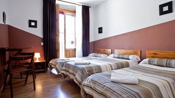 Iron/ironing board, free WiFi, bed sheets