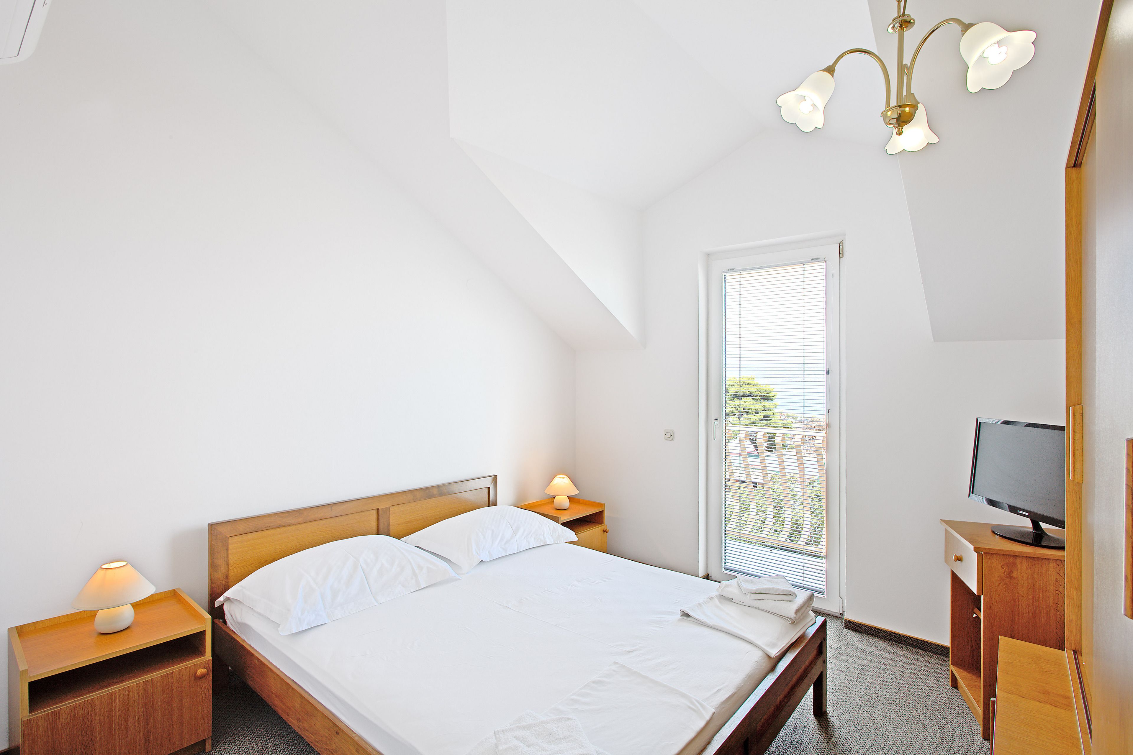 comfort double room, balcony, sea view | premium bedding, select comfort beds, desk, free wifi