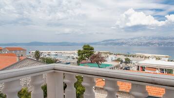 Standard-Apartment, Balkon, Meerblick | Blick vom Balkon