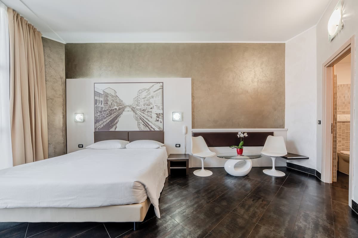 Down duvets, minibar, in-room safe, individually furnished