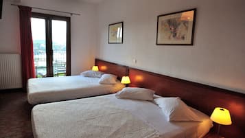 Luxury Studio, Sea View | Egyptian cotton sheets, premium bedding, pillowtop beds, in-room safe