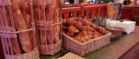 Daily buffet breakfast (EUR 9.95 per person)