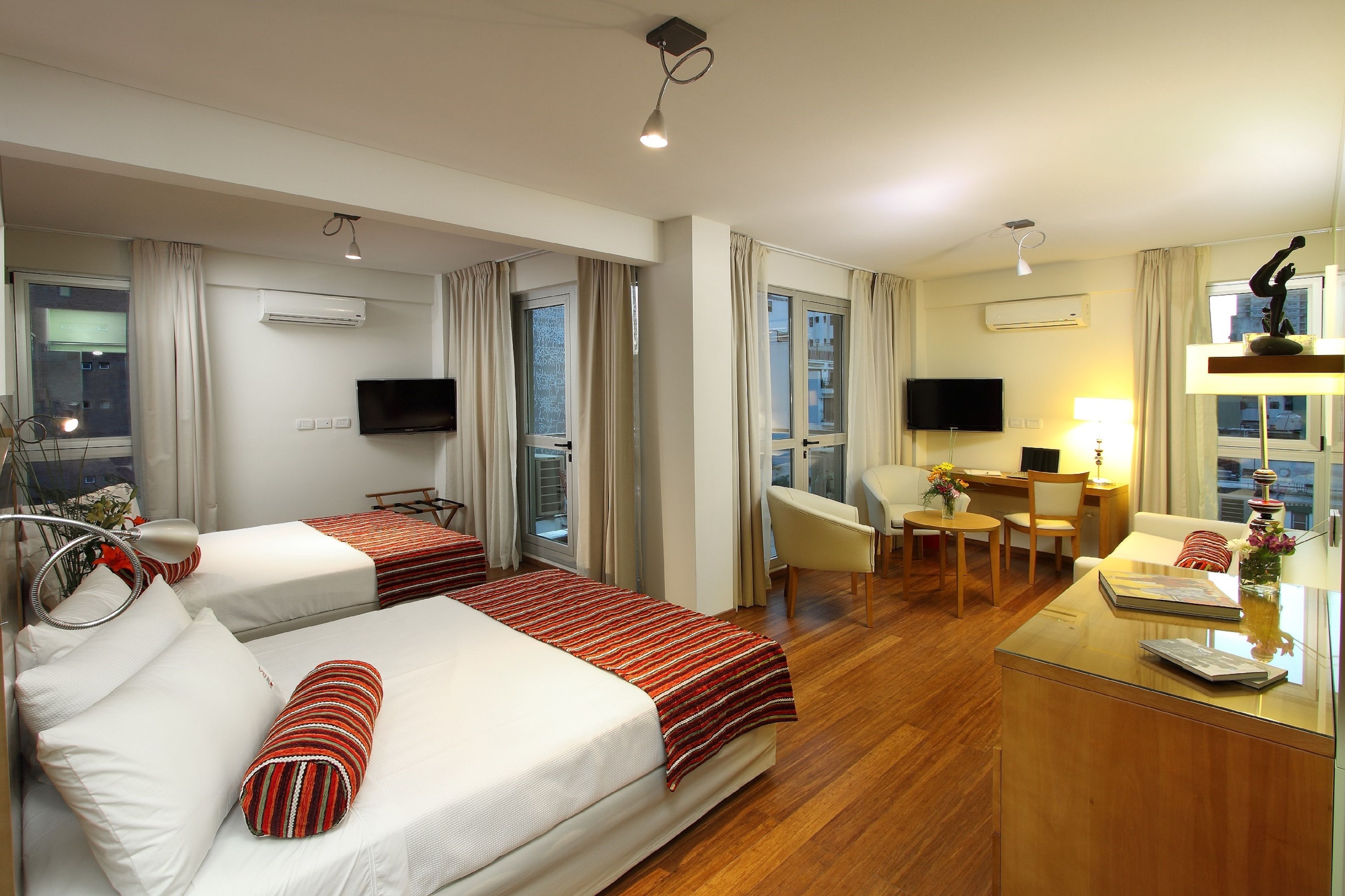 suite, 2 queen beds, corner | 1 bedroom, premium bedding, down duvets, minibar