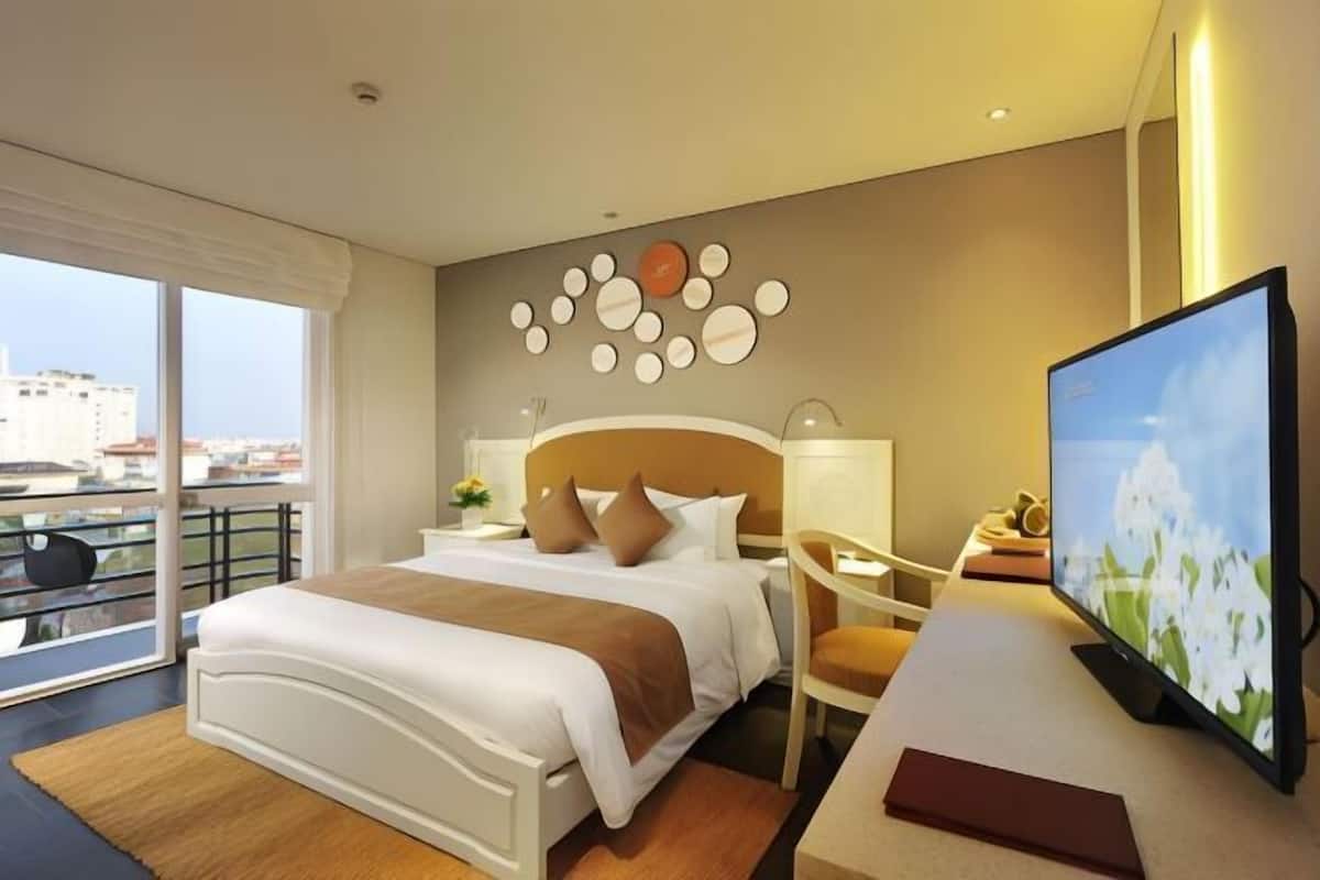 1 bedroom, minibar, in-room safe, desk
