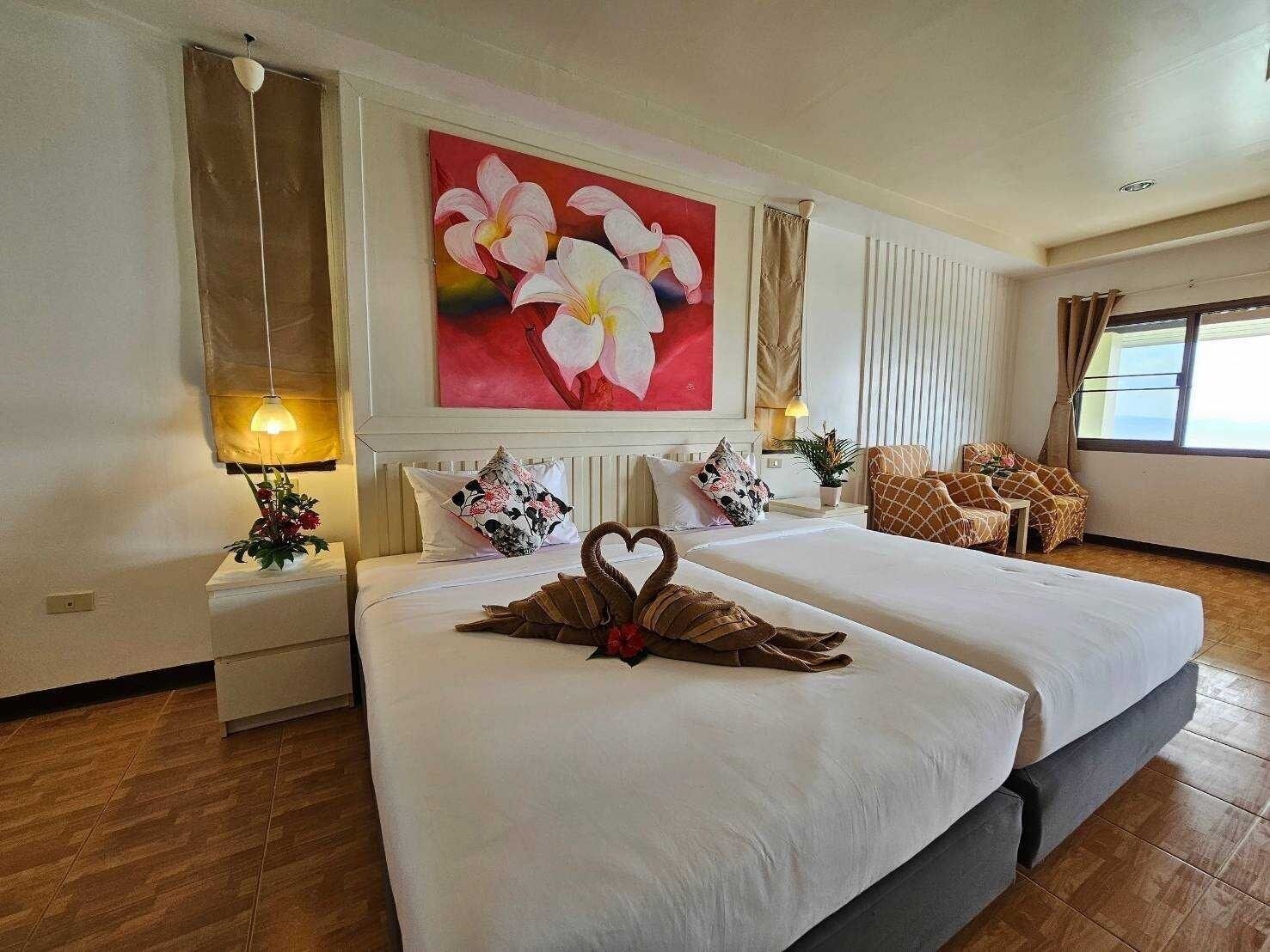 Brankas dan tempat tidur bayi (biaya tambahan)