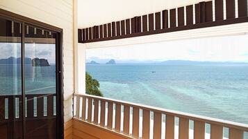 Premier Sea View Room | Terrasse/Patio