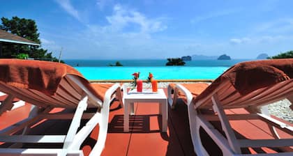 Koh Ngai Cliff Beach Resort