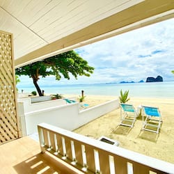 Beach Front Room | 1 bedroom, in-room safe, cots/infant beds, free WiFi