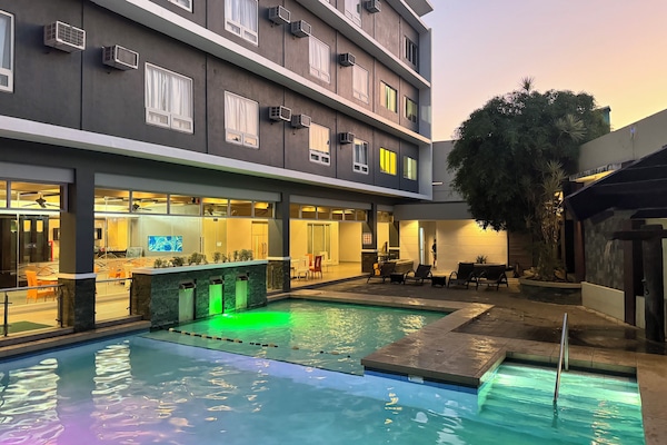Outdoor pool, sun loungers