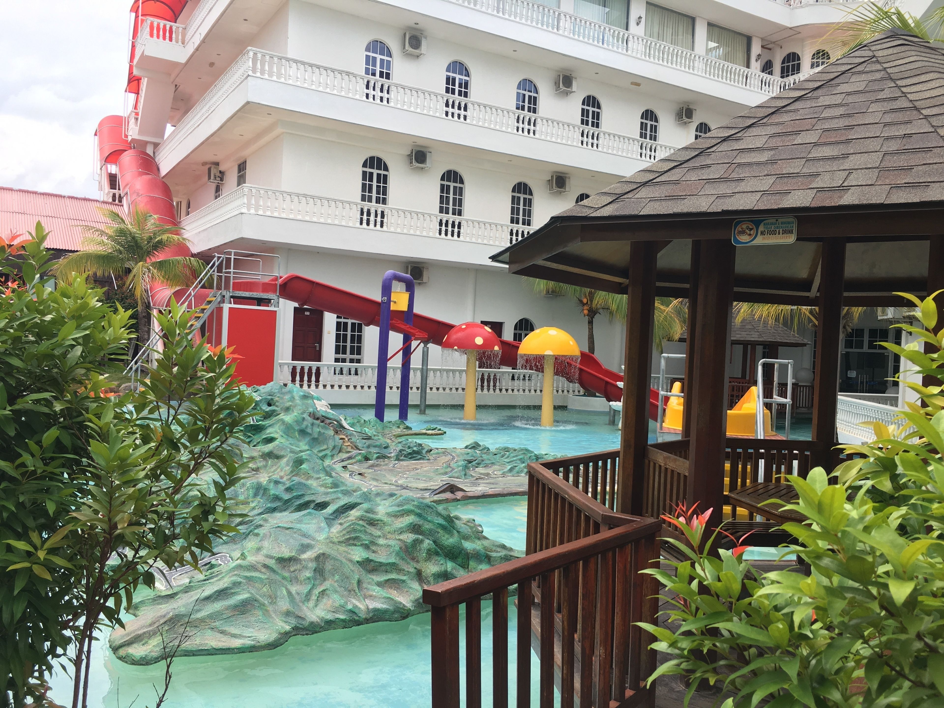 Photo - Landcons Hotel & Resort