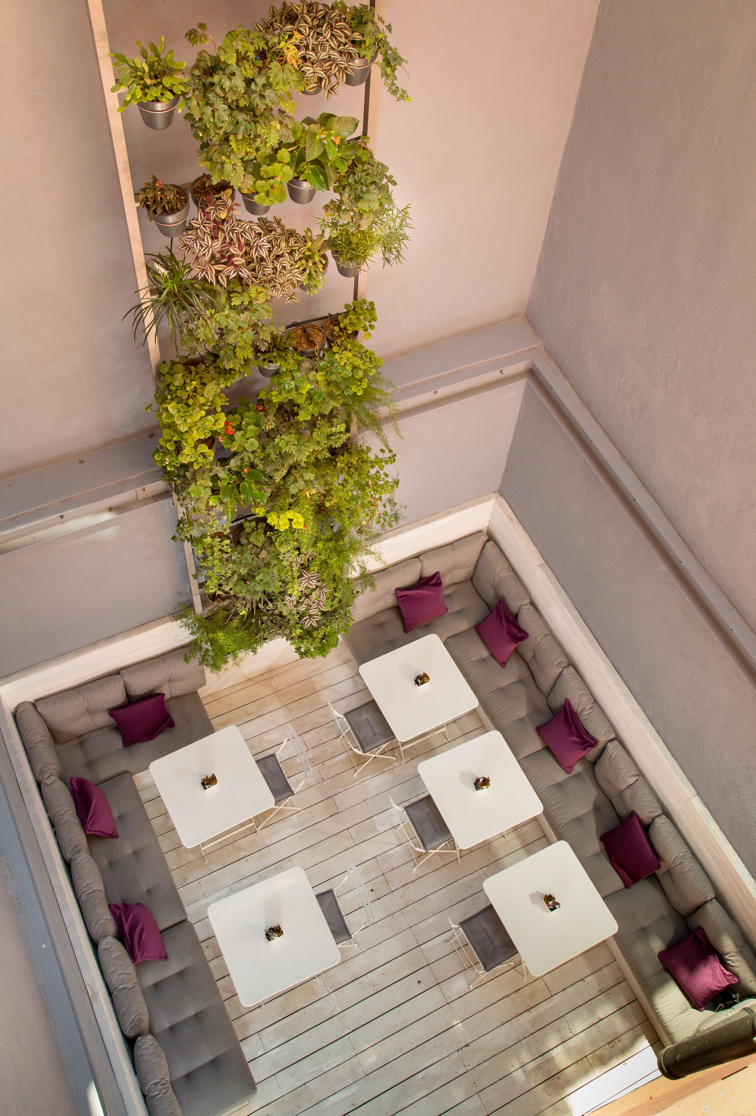 Daily buffet breakfast (EUR 15 per person)