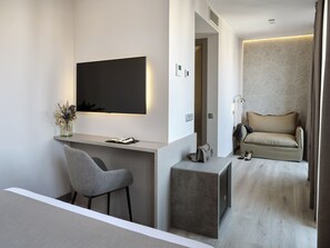 普通套房, 露台 | 埃及棉床單、高級寢具、羽絨被、記憶床墊