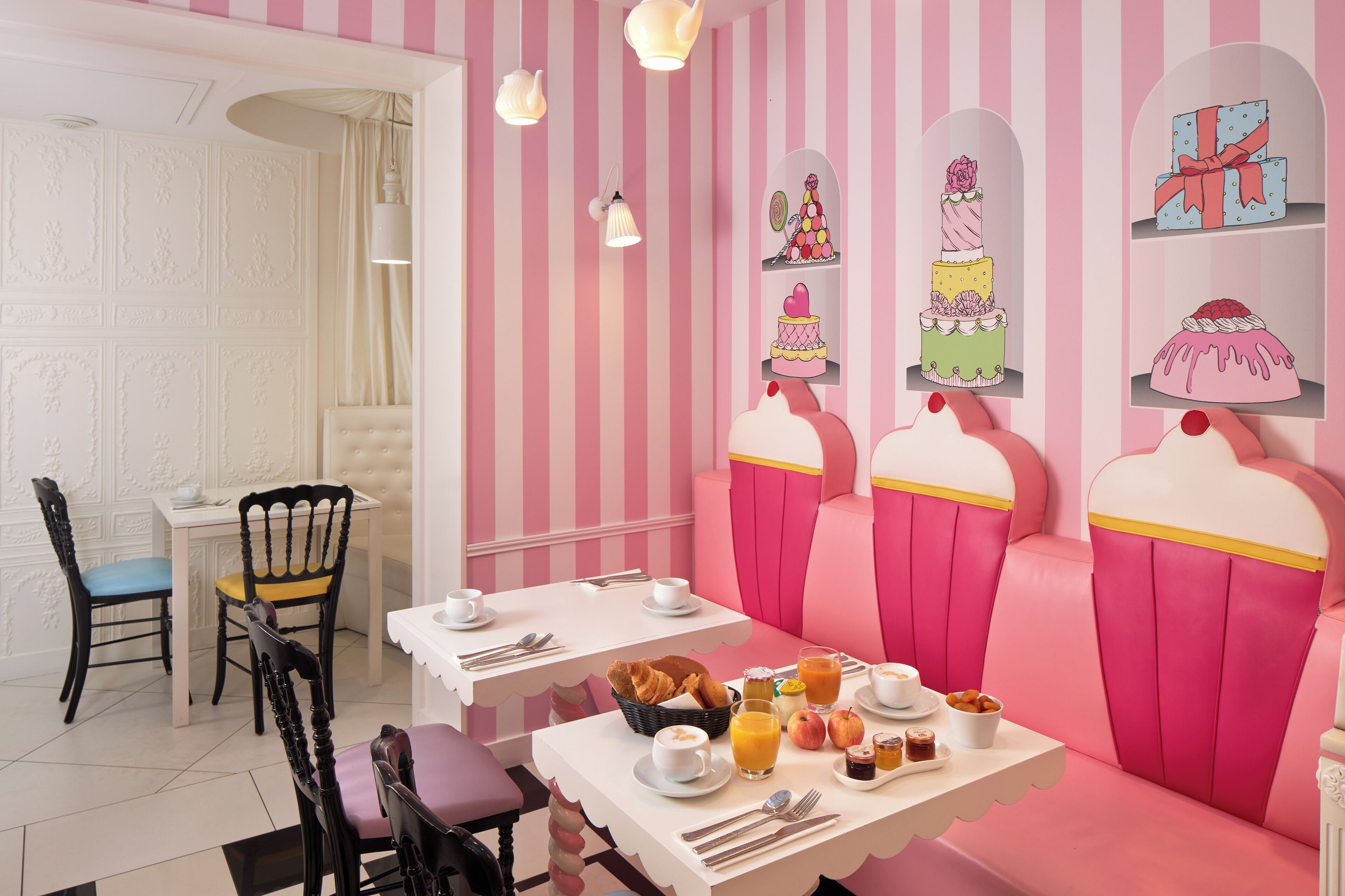 daily buffet breakfast (eur 20 per person)