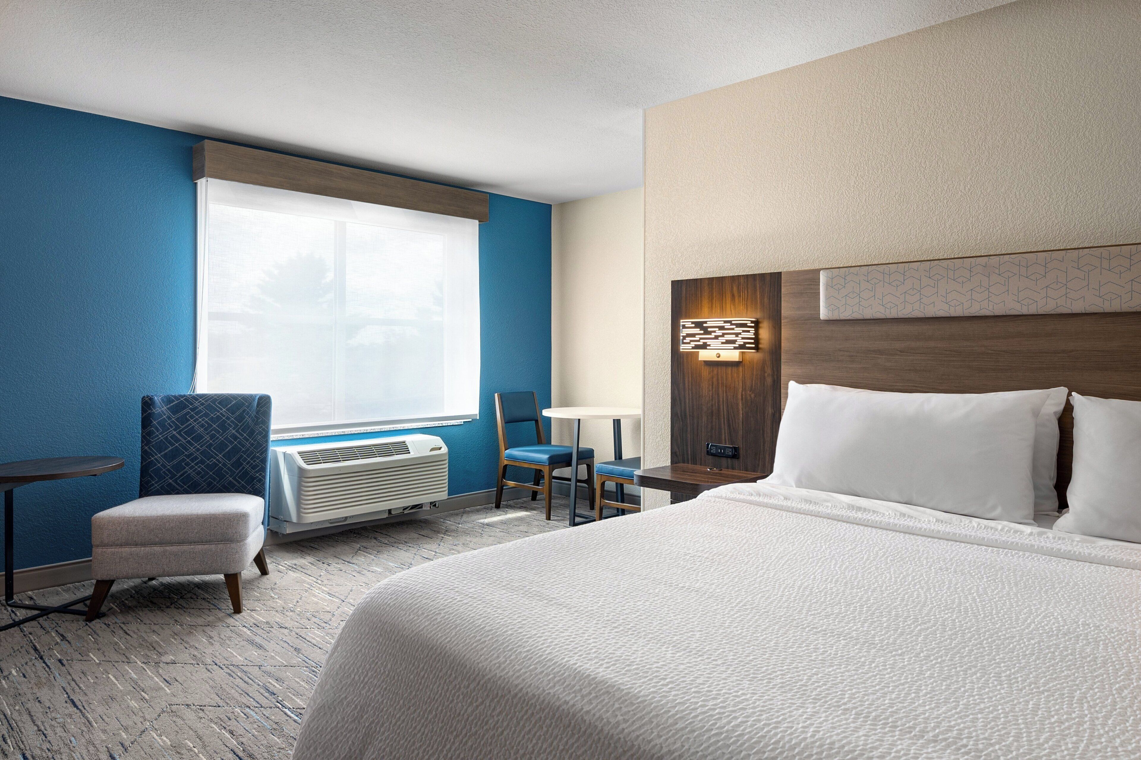 in-room safe, desk, laptop workspace, iron/ironing board