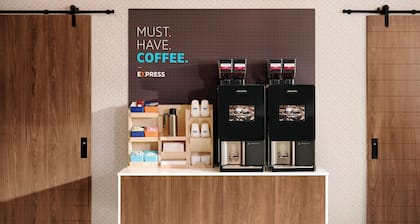 Holiday Inn Express Hotel & Suites Sidney by IHG