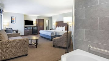 Deluxe Studio Suite, 1 King Bed, Non Smoking