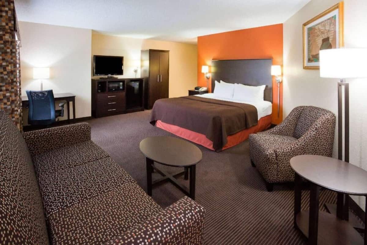 Premium bedding, desk, blackout curtains, soundproofing