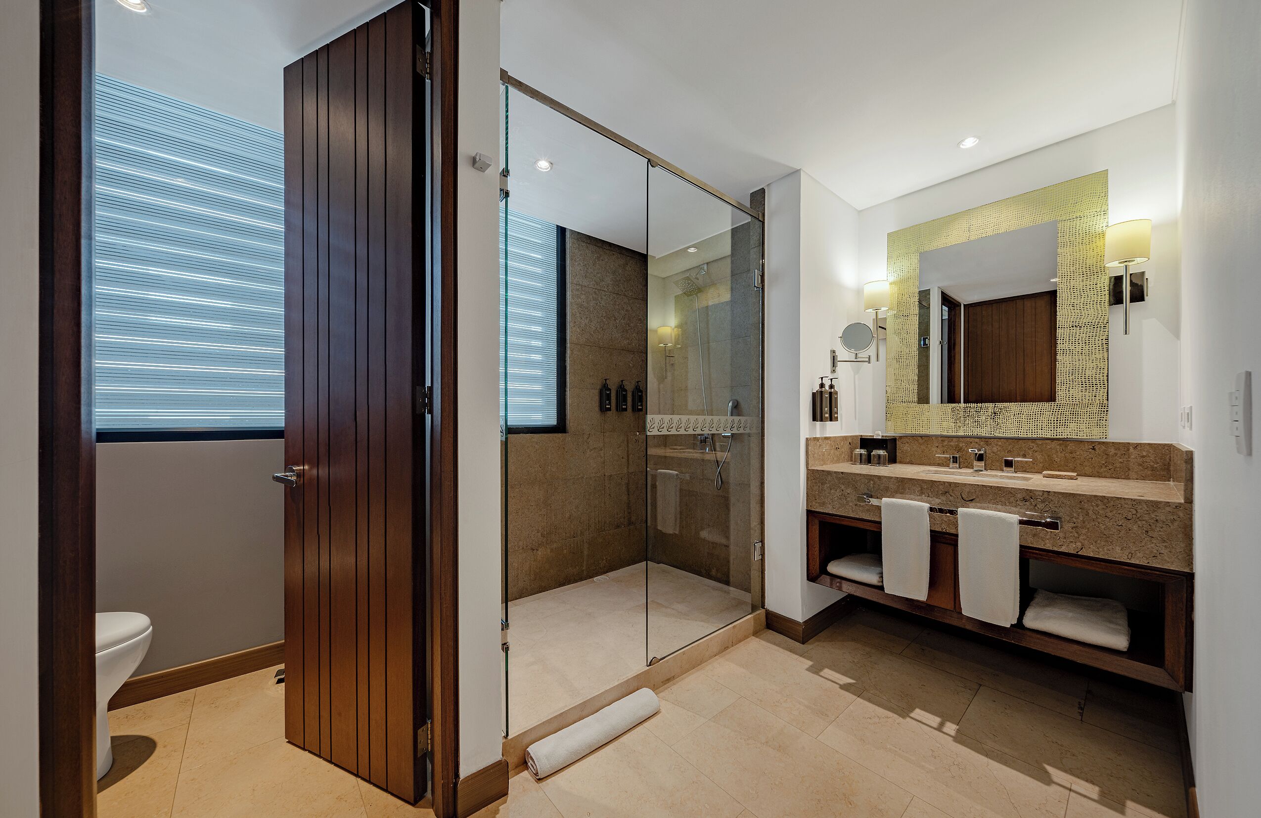 twin room | bathroom | shower, hair dryer, slippers, towels