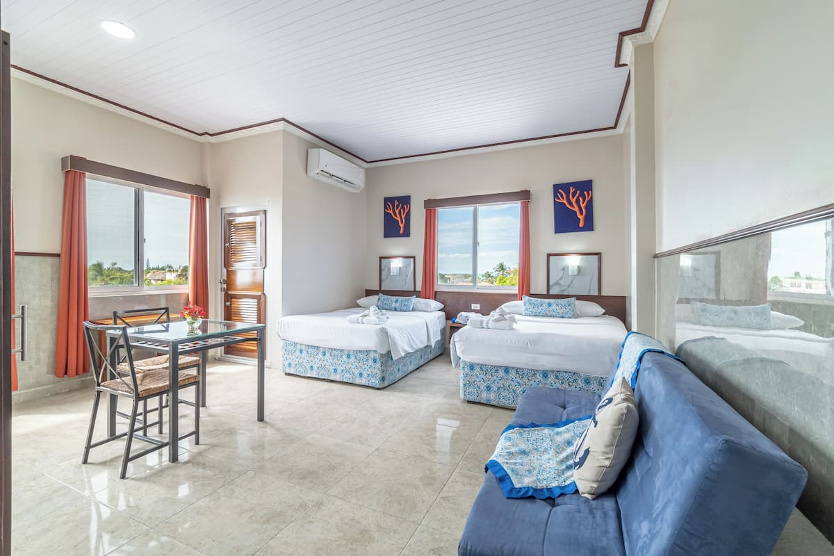 Sunset View | In-room safe, blackout drapes, iron/ironing board, rollaway beds