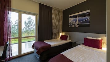 Double Room, Terrace, River View | Bar (on property) | Lobby lounge