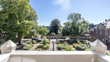 Deluxe kamer | Uitzicht vanuit de kamer