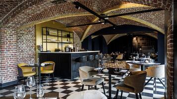 Morgenmadsbuffet hver dag (21.50 EUR pr. person)
