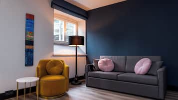 Superior Double Room | Hypo-allergenic bedding, pillowtop beds, minibar, in-room safe