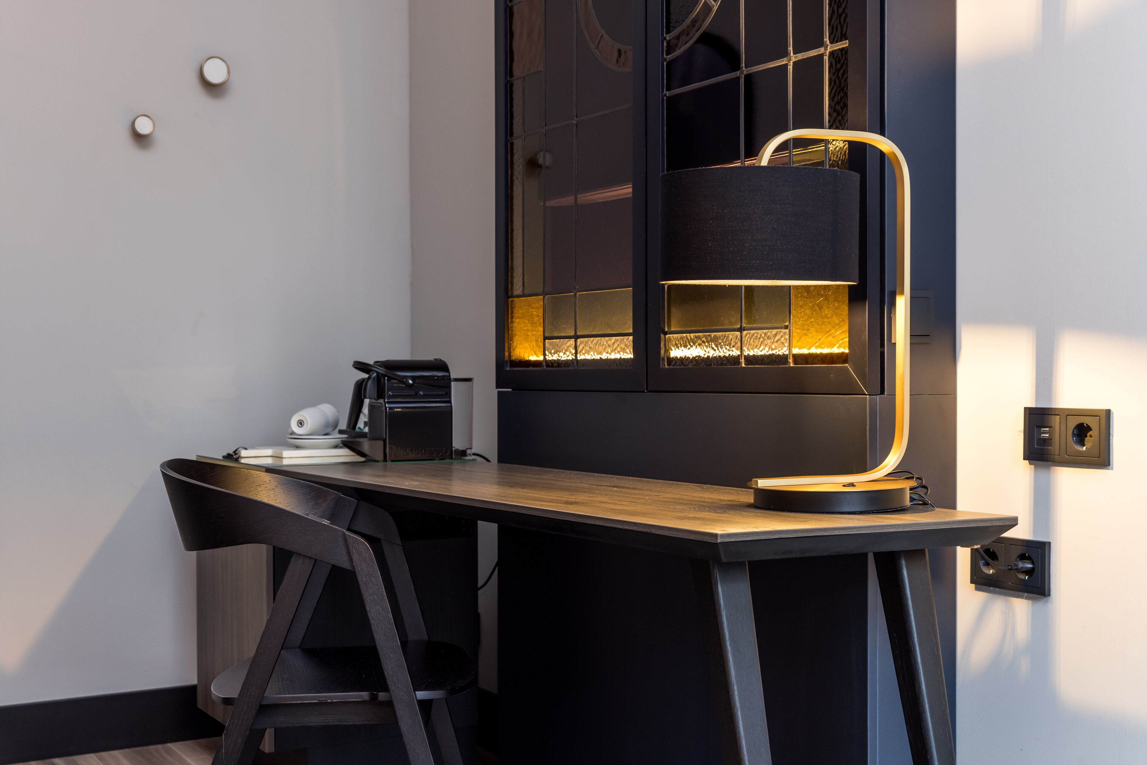 classic double room | 1 bedroom, hypo-allergenic bedding, pillow-top beds, minibar