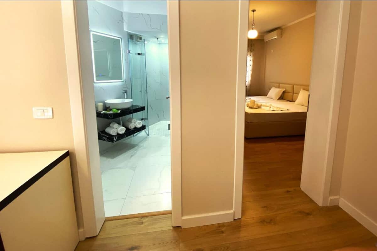 Family Quadruple Room | Minibar, individually furnished, free WiFi, bed sheets