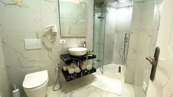 Standard Double Room | Bathroom | Free toiletries, hair dryer, bathrobes, slippers