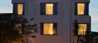 Sarovar Portico Naraina Delhi