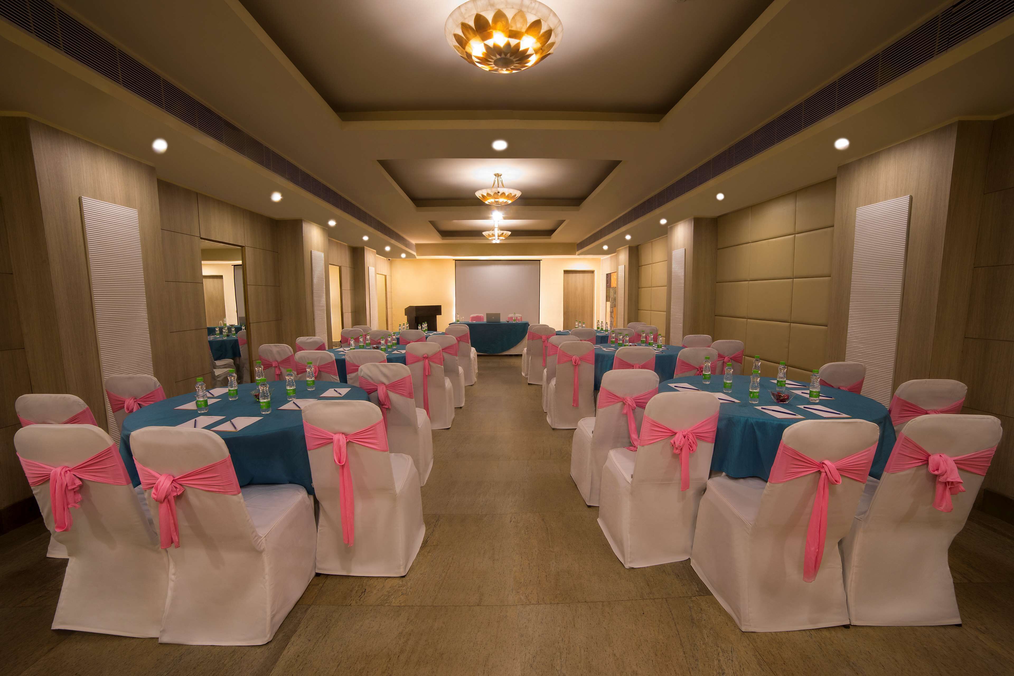 Foto - Sarovar Portico Naraina Delhi