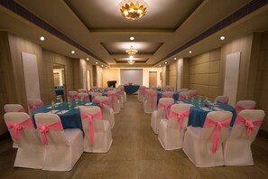 Ballroom - Sarovar Portico Naraina Delhi (New Delhi)