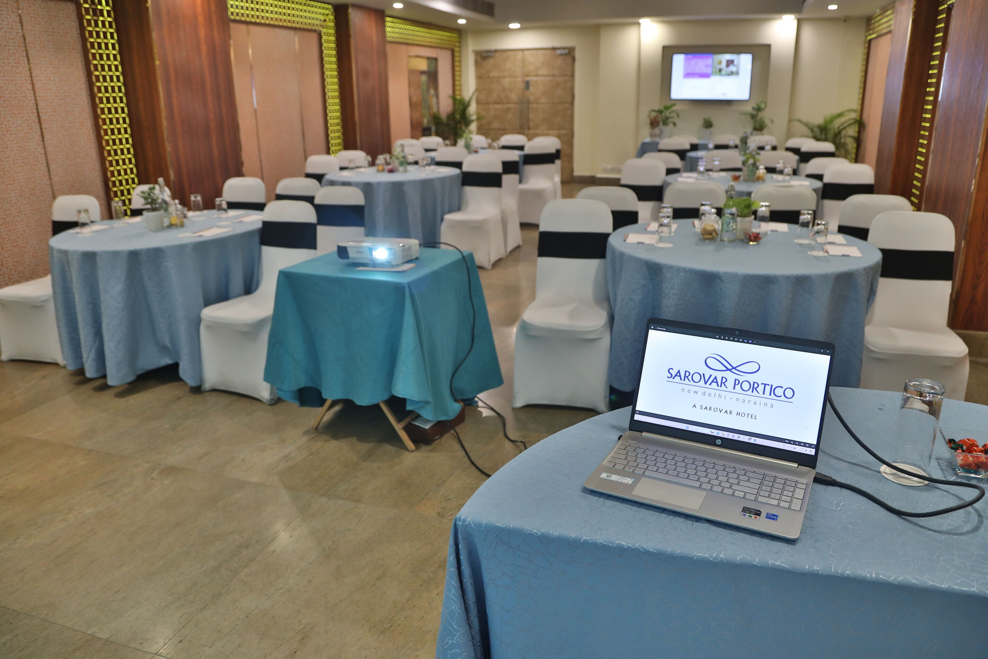 Photo - Sarovar Portico Naraina, Hotel