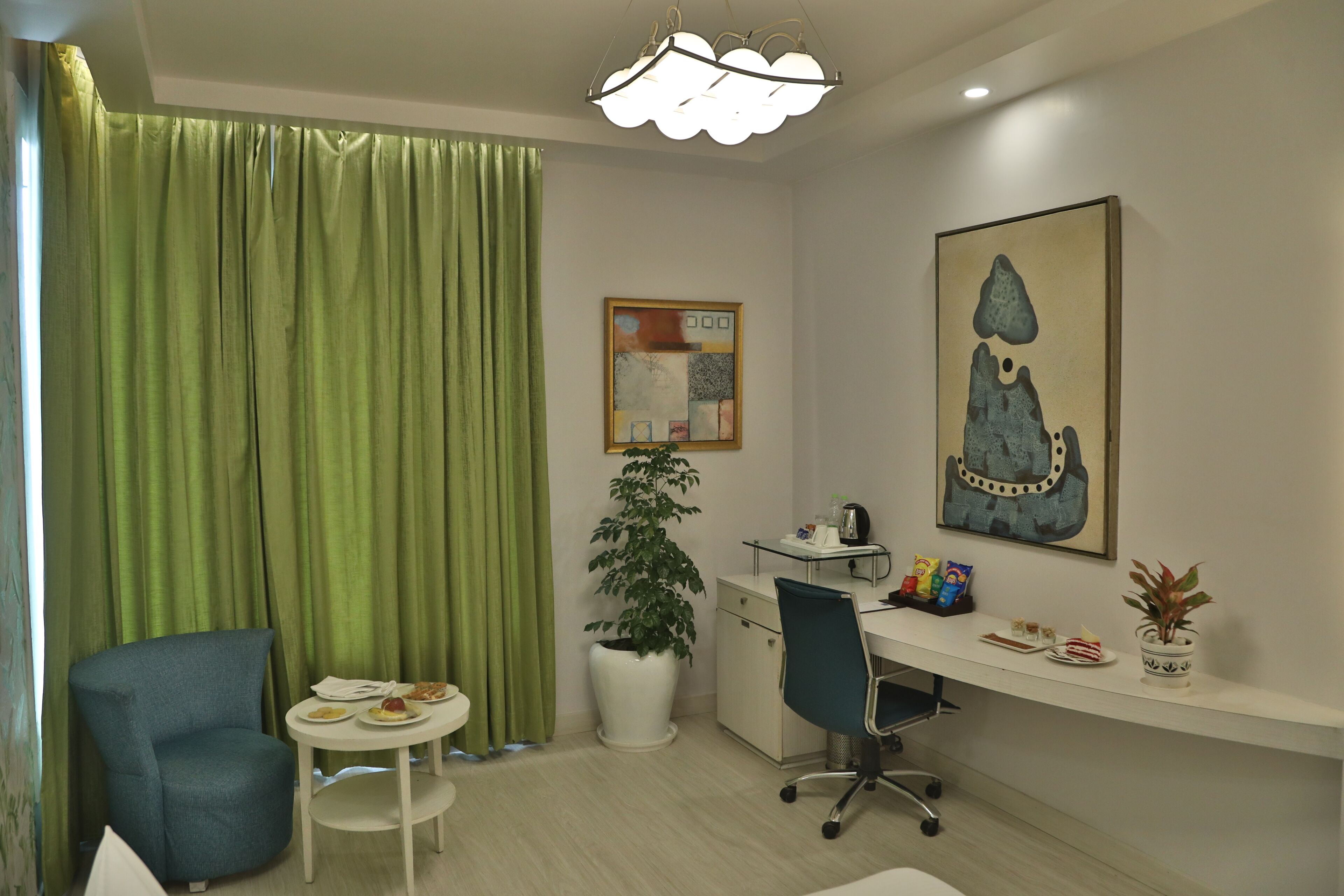 Photo - Sarovar Portico Naraina, Hotel