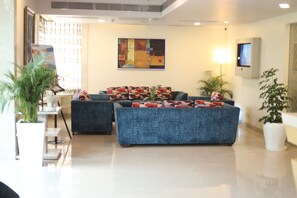 Lobby - Sarovar Portico Naraina Delhi (New Delhi)