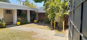 Terrace/patio - Hotel El Almendro (Managua)