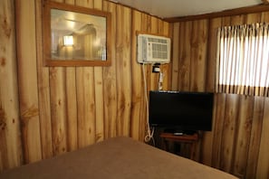 Double Double Caboose, 2 Double Beds | Individualmente decorados, individualmente mobiliados, cortinas blackout