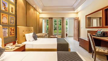 Classic Twin | Minibaari, työpöytä, kannettavalle tietokoneelle sopiva työtila