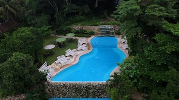 Udendørs pool