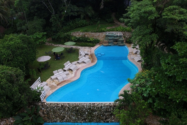 Piscina a l'aire lliure