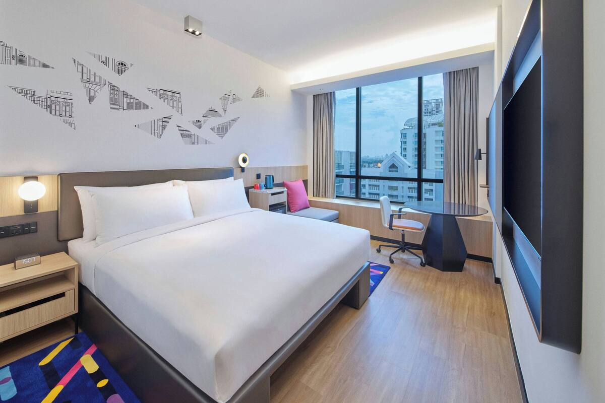 Urban, ห้องพัก, เตียงคิงไซส์ 1 เตียง | เครื่องนอนระดับพรีเมียม, ตู้นิรภัยในห้องพัก, โต๊ะทำงาน, ห้องเก็บเสียง
