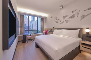 Urban, Room, 1 King Bed | Premium bedding, in-room safe, individually furnished, desk - Aloft by Marriott Singapore Novena (Singapore)