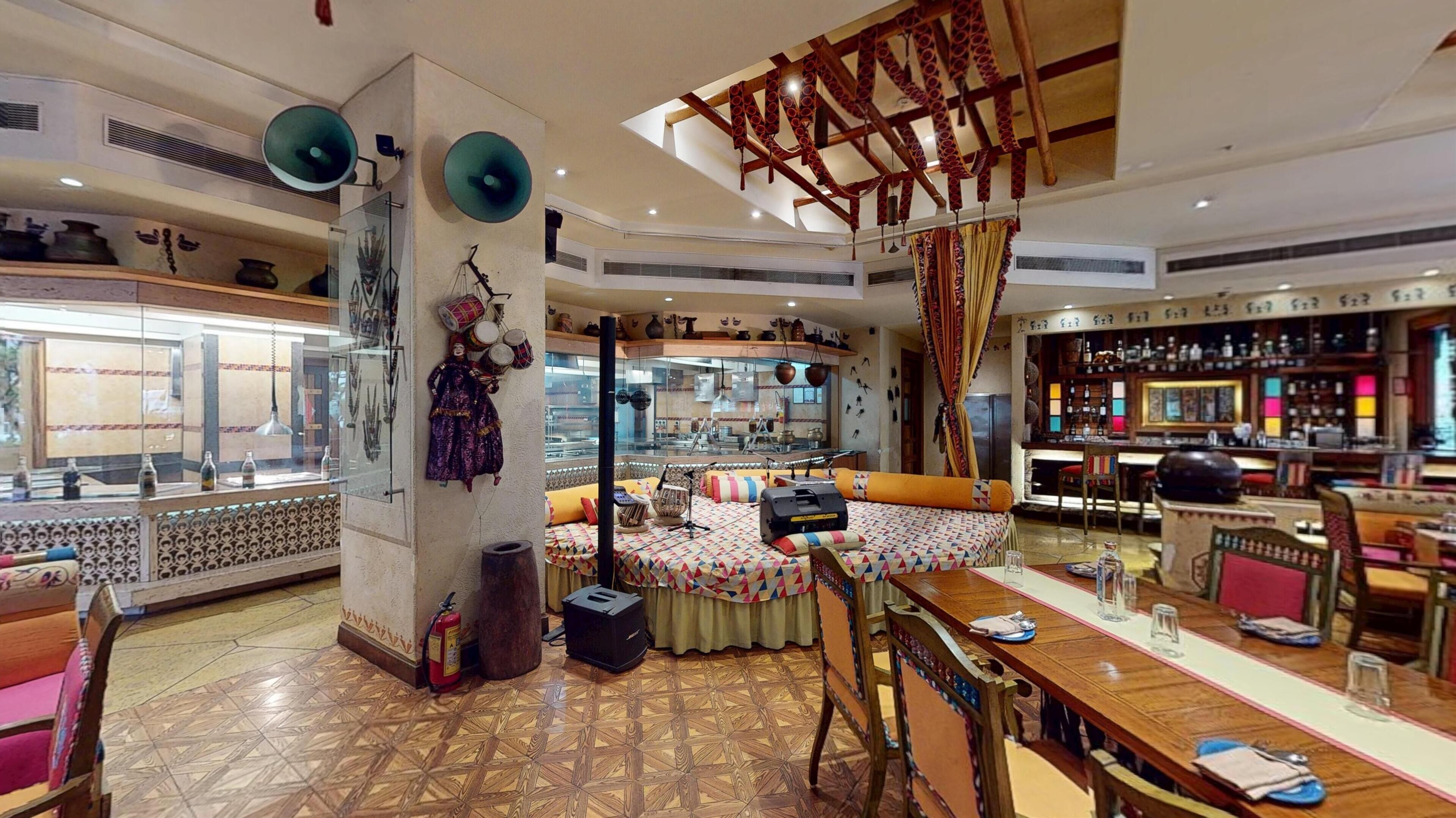 5 restaurants, breakfast, lunch, dinner served; pan-asian cuisine