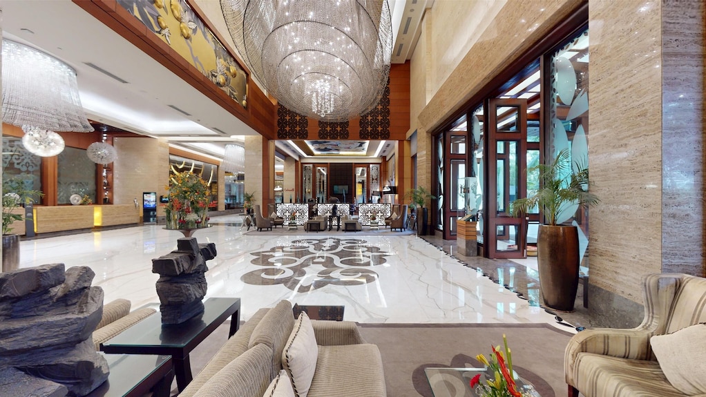Hotels & Hospitality