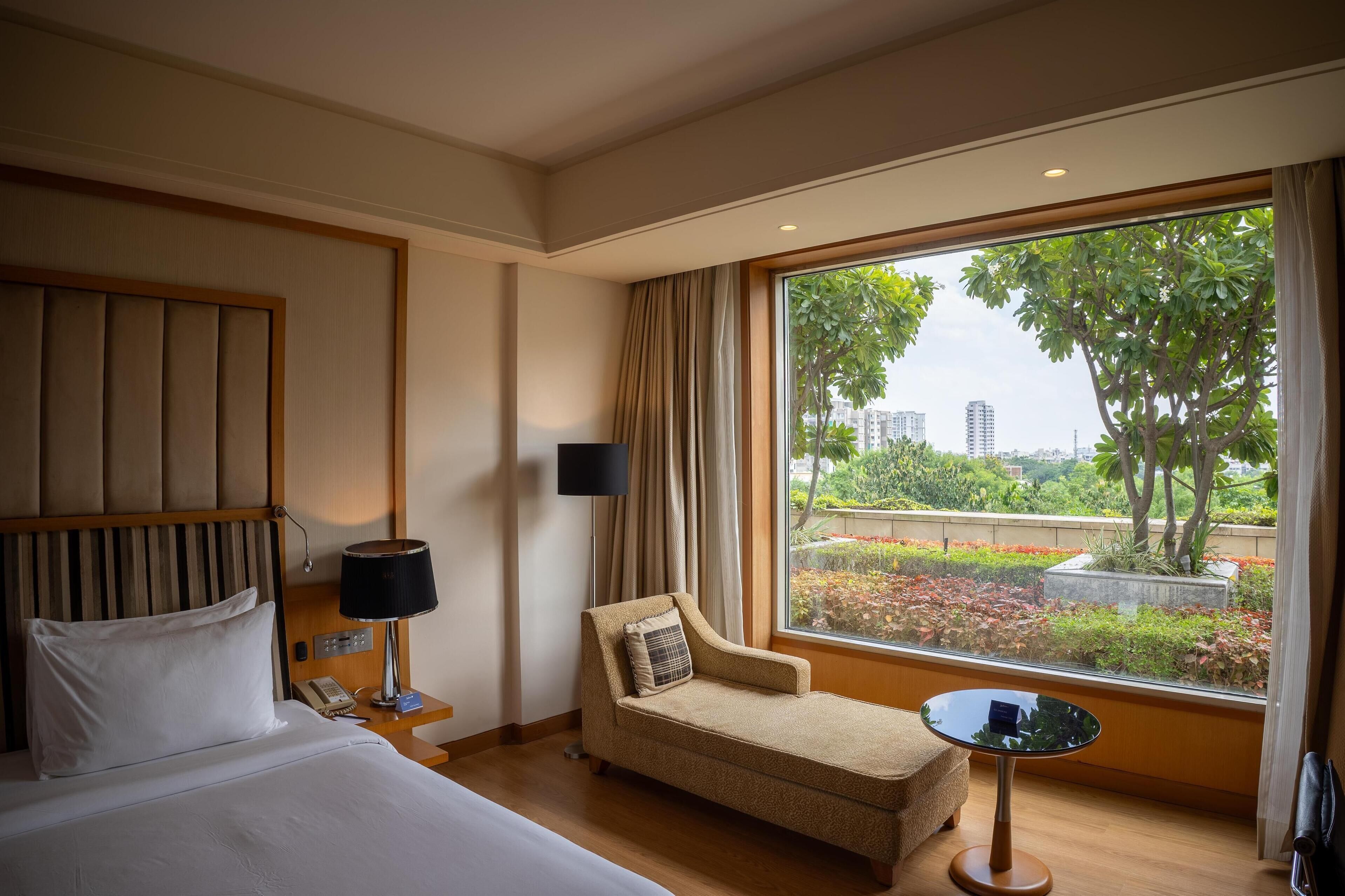 superior room | garden view