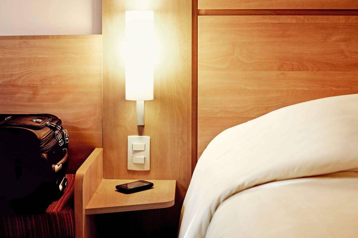Minibar, caja de seguridad en la habitación y sistema de insonorización 